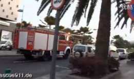 消防车出警视频,火速救援！消防车出警现场震撼瞬间回顾